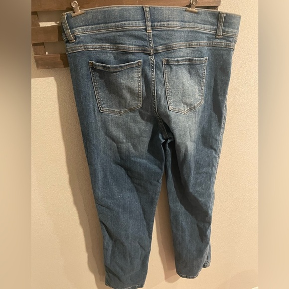 Spanx Ankle Skinny Jeans Womens size Medium Light Blue Wash Pull On jeggings - Picture 2 of 6